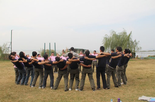 華智天誠(chéng)第三屆戶(hù)外拓展活動(dòng)